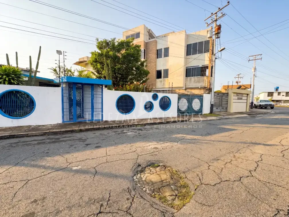 Ledezma Asesores Vende Casa en Calle Cuyuni de Ciudad Bolivar Venezuela