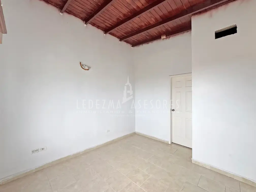 Ledezma Asesores Vende Apartamento con vigilancia privada en Ciudad Bolívar Venezuela