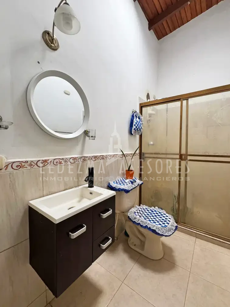 Ledezma Asesores Vende Casa a crédito en Ciudad Bolívar Venezuela
