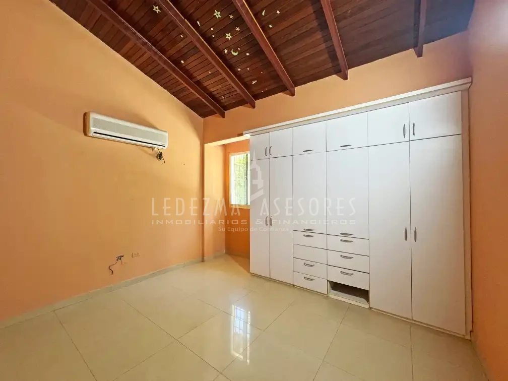 Ledezma Asesores Vende Townhouse a crédito en Ciudad Bolívar Venezuela
