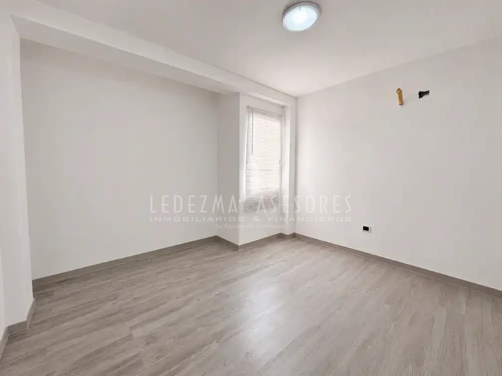 Ledezma Asesores Vende Apartamento en plena Avenida Libertador de Ciudad Bolívar Venezuela