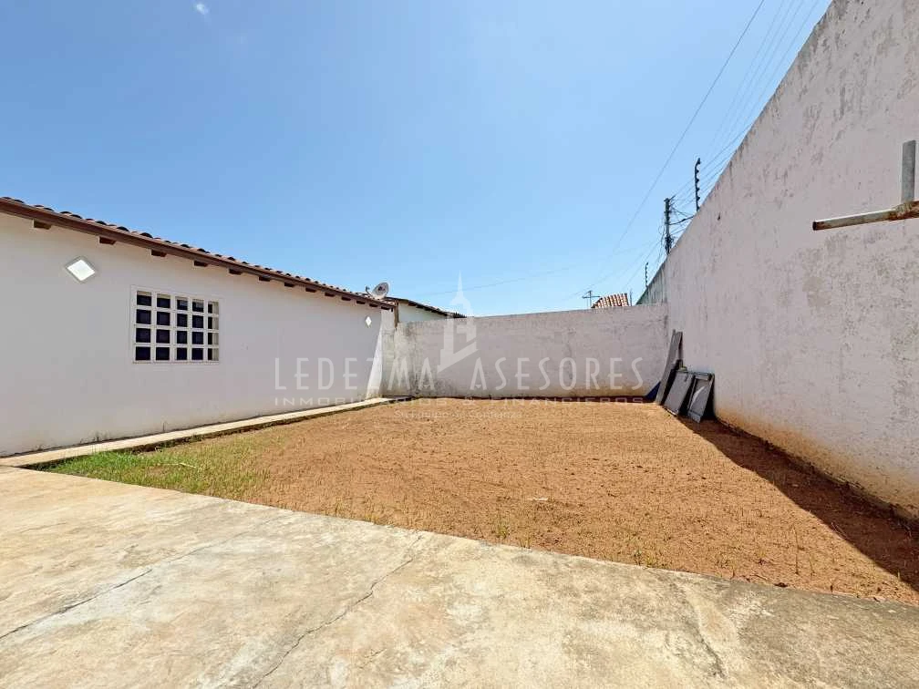 Ledezma Asesores Vende casa a 500 metros de la Avenida República de Ciudad Bolívar Venezuela